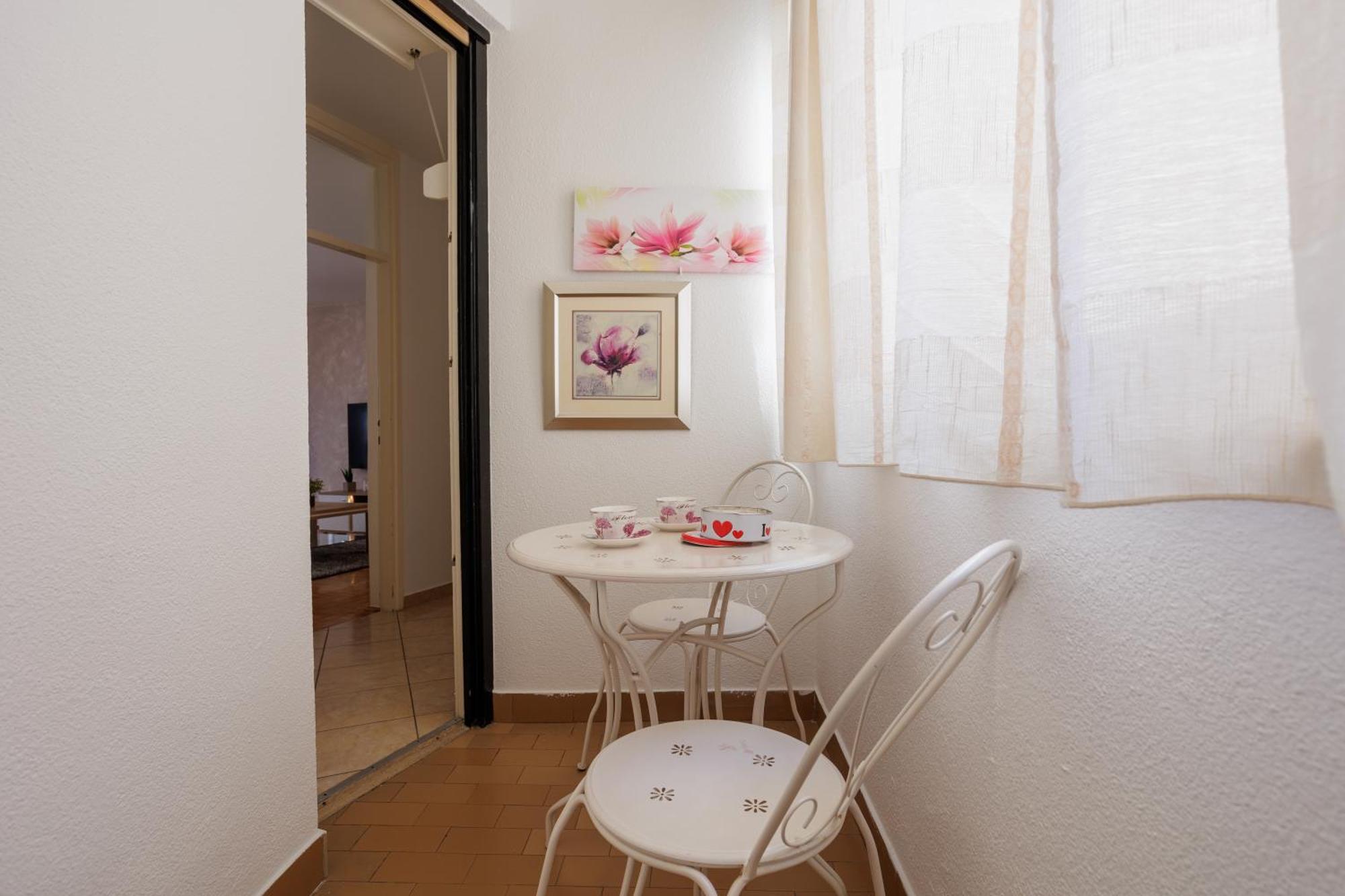 Center Apartment Silvana Split Eksteriør billede