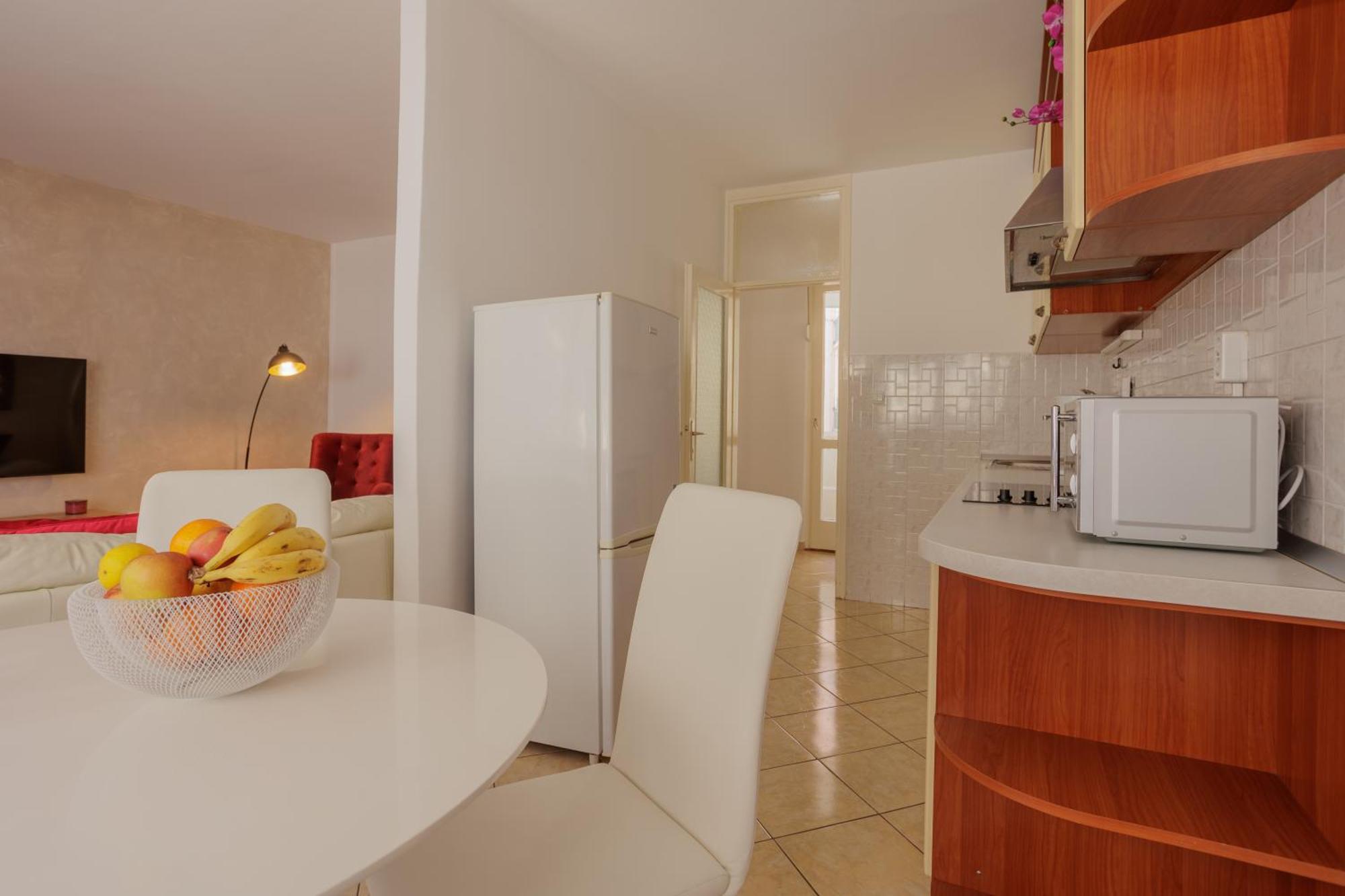 Center Apartment Silvana Split Eksteriør billede