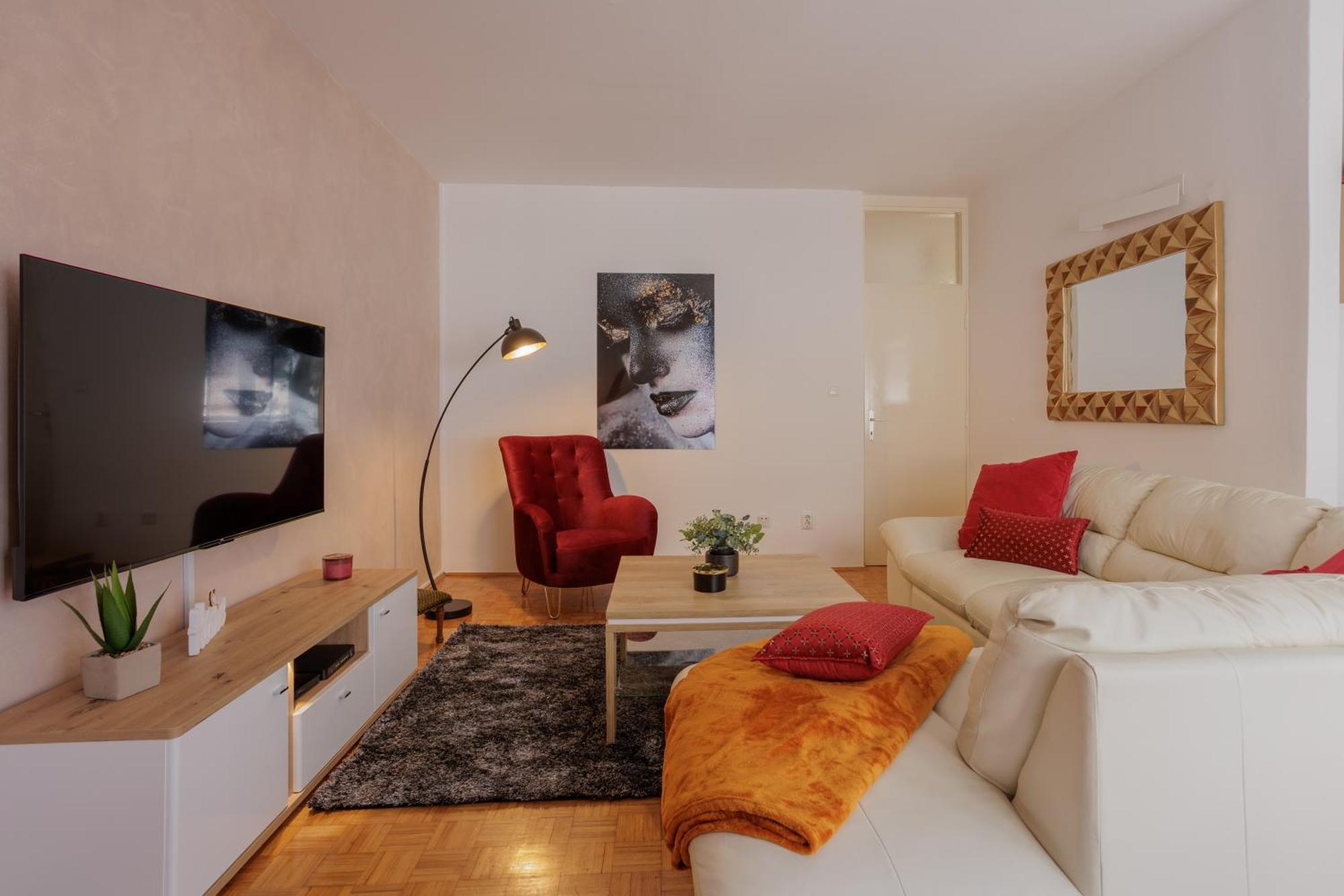 Center Apartment Silvana Split Eksteriør billede