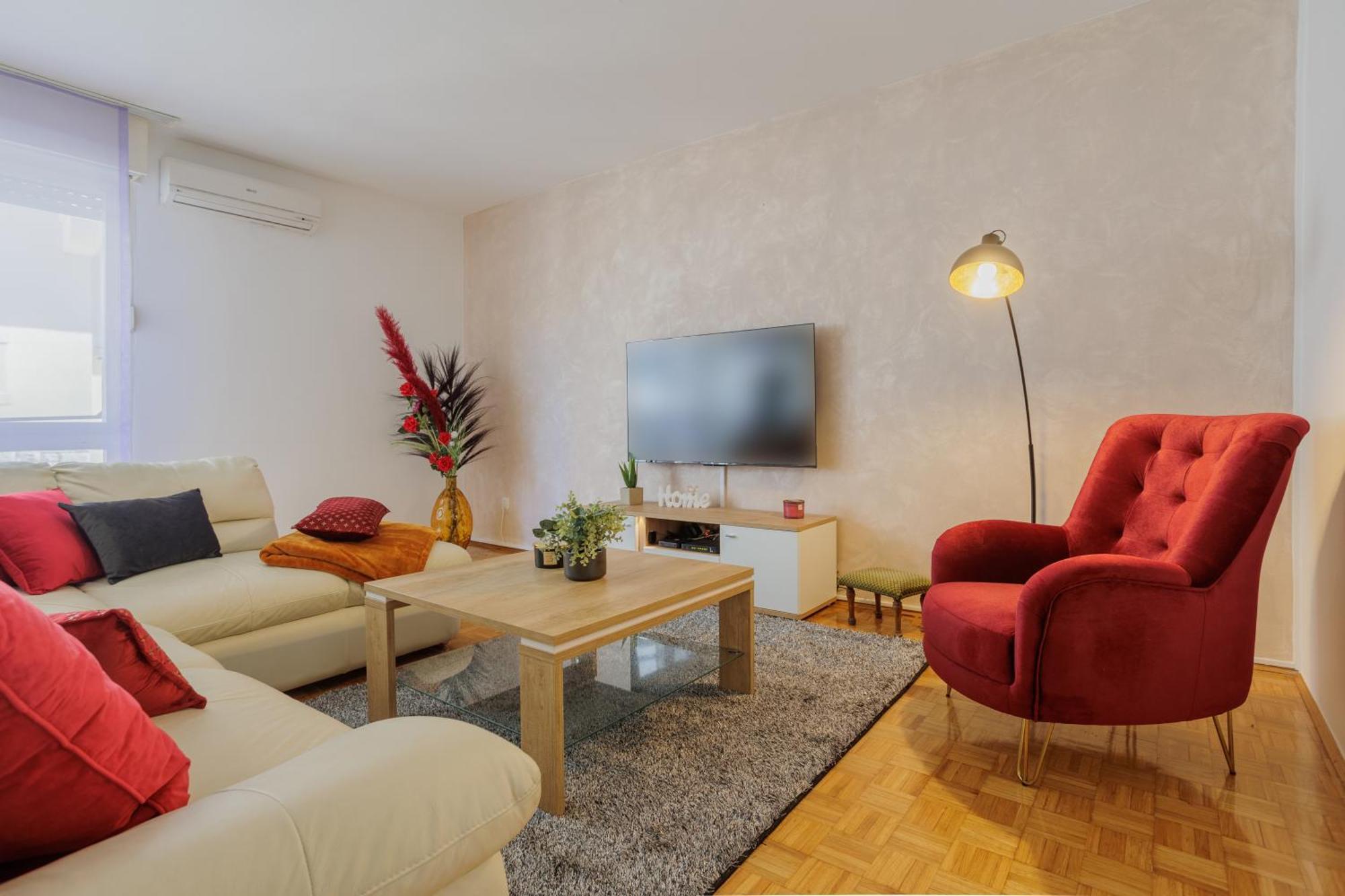 Center Apartment Silvana Split Eksteriør billede